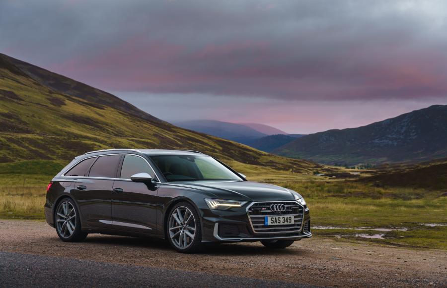  Audi S6 Avant TDI (C8) 2019 года  (UK) (фото 39 из 42)